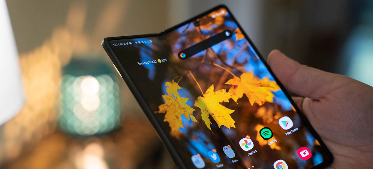 Samsung Galaxy Z Fold 3 pode ser lançado em maio