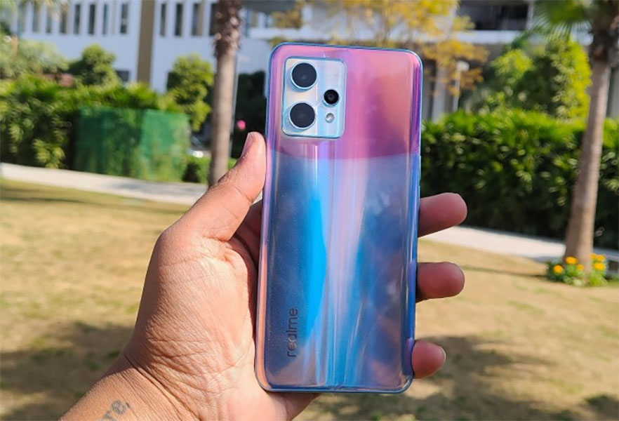 Realme 9 Pro+ | Smartphone que muda de cor surge em fotos reais