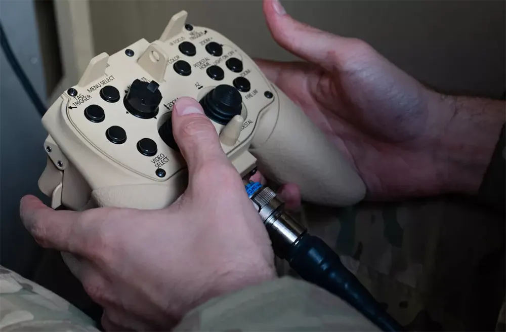 Controle de videogames usado por militares