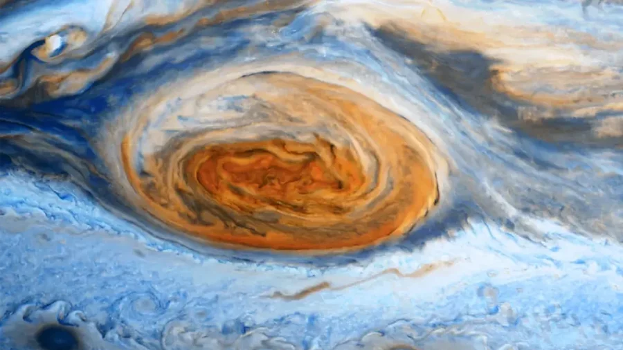 Imagens do Hubble mostram a Grande Mancha Vermelha de Júpiter balançando como gelatina