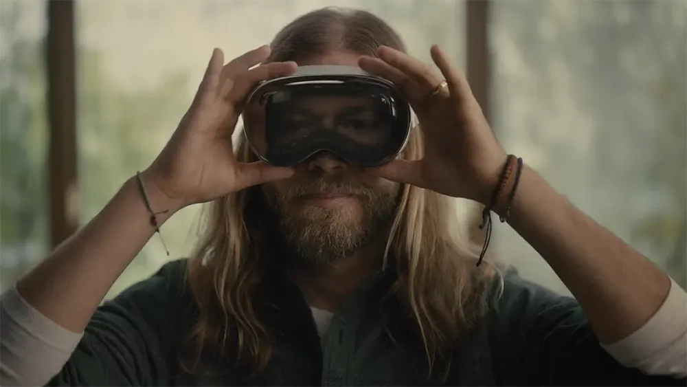 Pessoas usando o Vision Pro