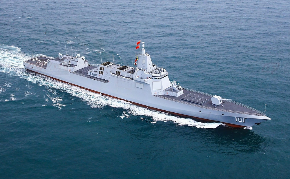 destróier da classe Tipo 055